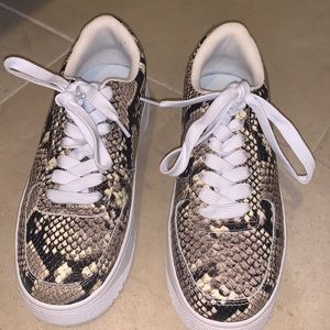 size 6.5 jeffrey campbell shoes